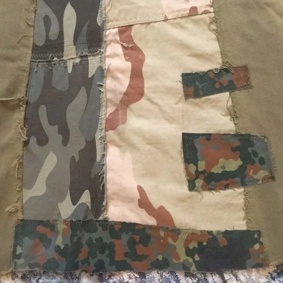 Upcycled patched BDG free people mountaineer camouflage military army camo skirt - Picture 14 of 16